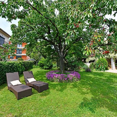 Apartment Slavica Vrvari Porec Bagian luar foto