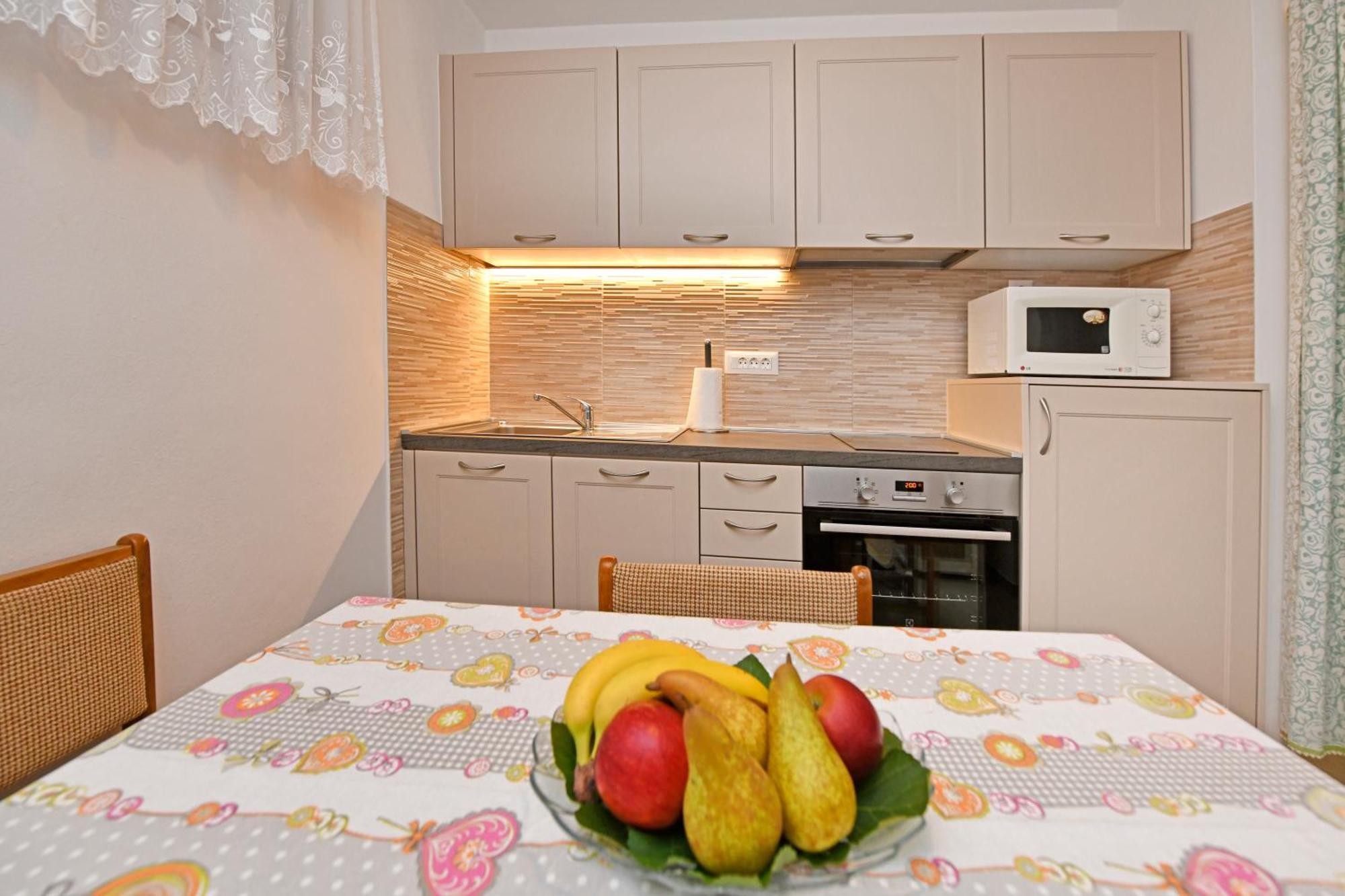 Apartment Slavica Vrvari Porec Ruang foto