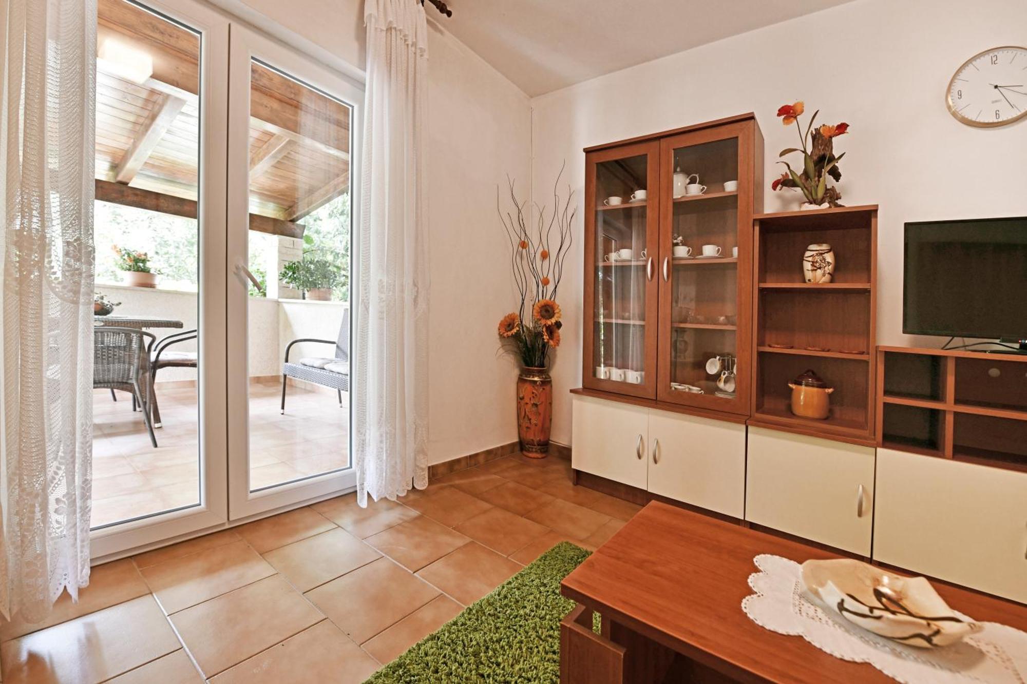 Apartment Slavica Vrvari Porec Ruang foto