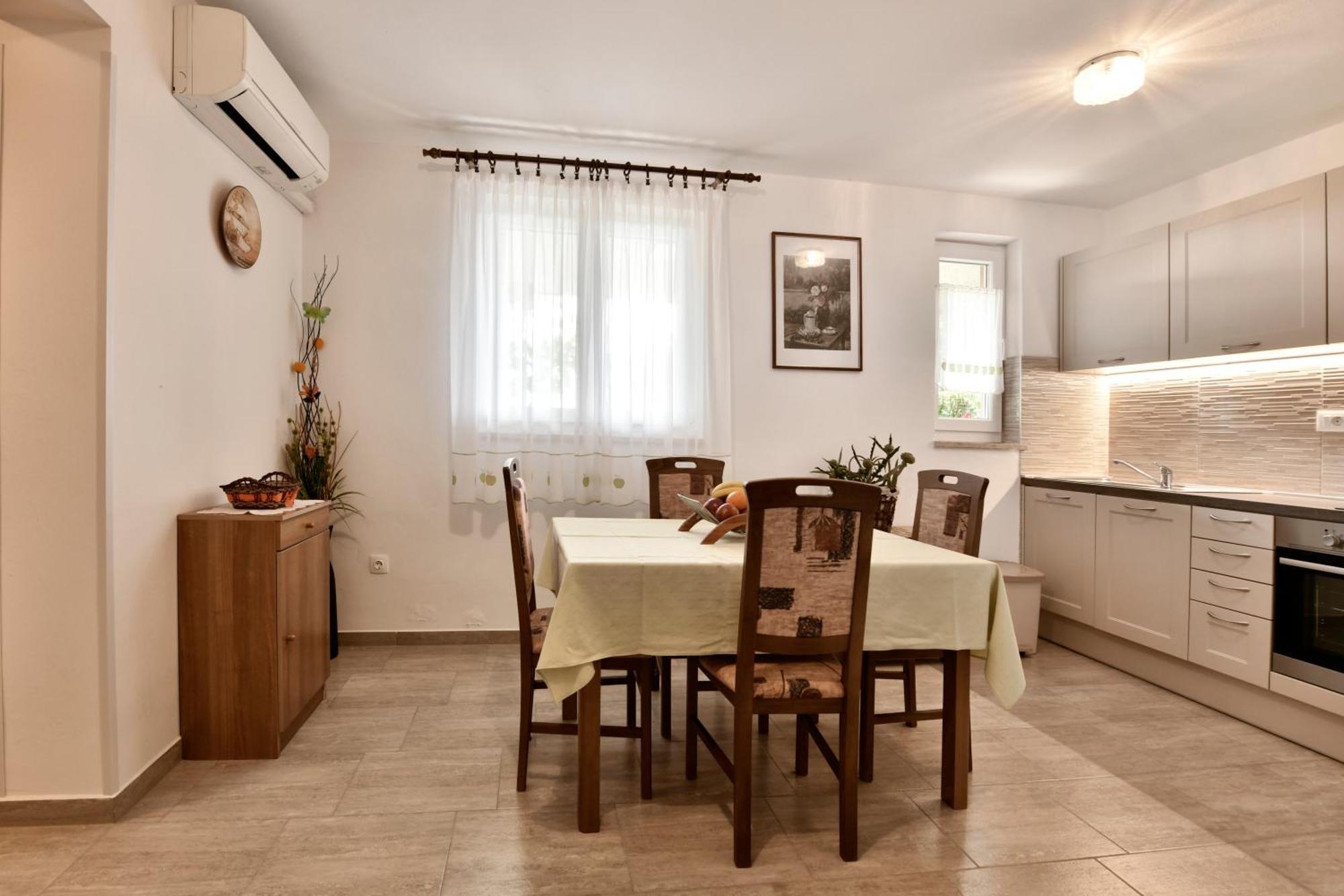 Apartment Slavica Vrvari Porec Ruang foto
