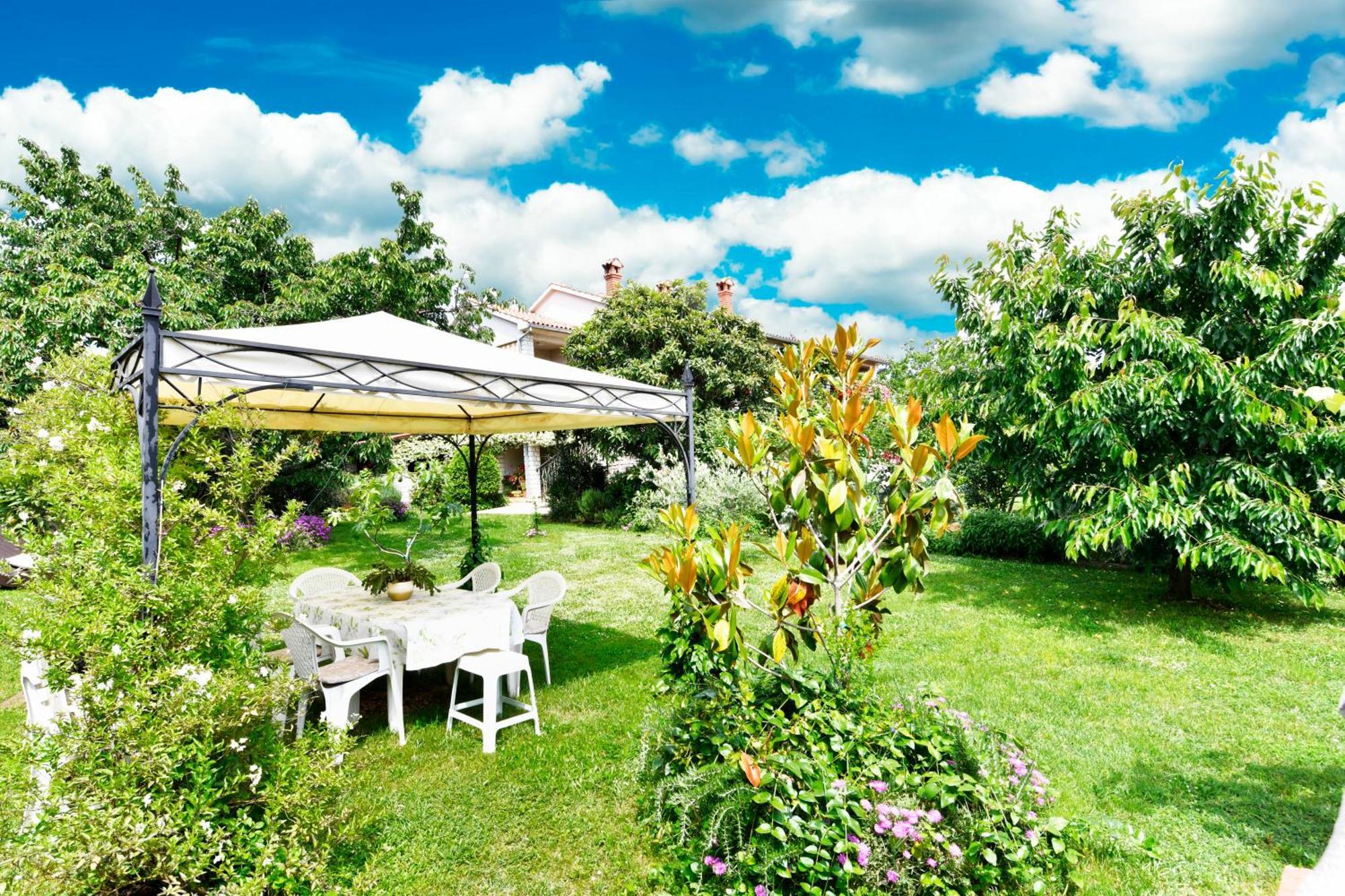 Apartment Slavica Vrvari Porec Bagian luar foto